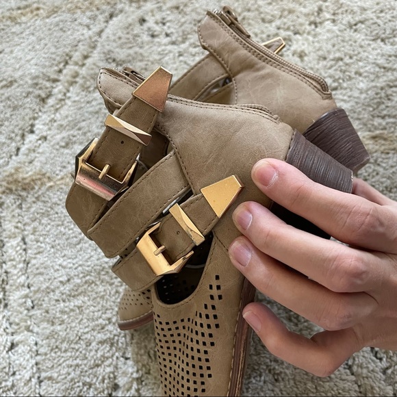 🔴Forever 21 Perforated Cutout Ankle Tan Buckle Booties - Picture 8 of 11